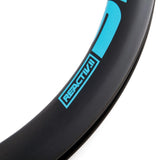 Stay Strong Reactiv 2 In carbonio 20" Expert Bordo anteriore della gara