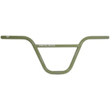 Fit Junge Buck Bar