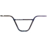 Fit Junge Buck Bar