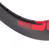 Stay Strong Reactiv 2 In carbonio 20" Expert Bordo anteriore della gara