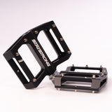 Stay Strong Drehzahl Mini Rassenpedal